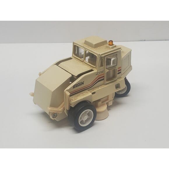 Road Champs Elgin Pelican Street Sweeper - Picture 1 of 5